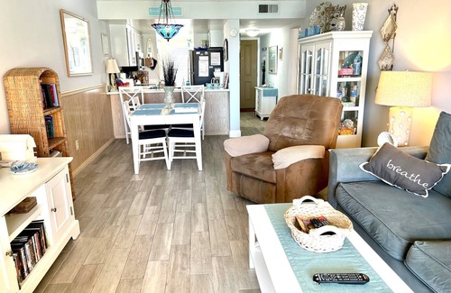 Point East Condo | BEAUTIFUL OCEAN VIEW, 2 BEDROOM CONDO. UNBELIEVABLE DISCOUNT. ENJOY OFF SEASON.