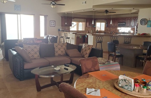Puerto Penasco House | BEAUTIFUL Oceanfront. Huge Kitchen. Pet Friendly