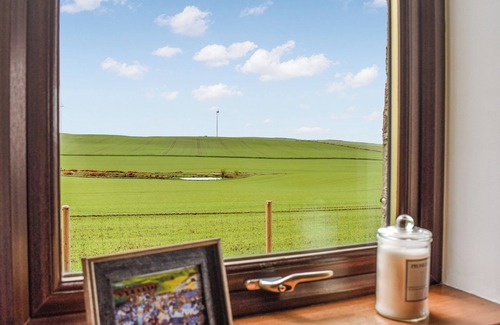 Banff Cottage | Beautiful one-bedroom holiday home sleeping four guests, with panoramic picturesque views.