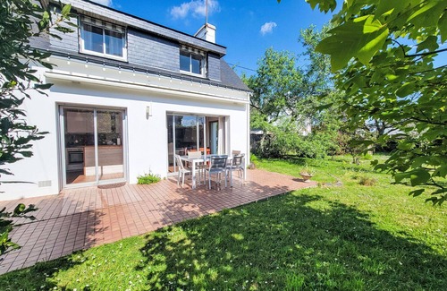 La Trinite-sur-Mer House | Beautiful private villa for 4 people with WIFI, TV and terrace