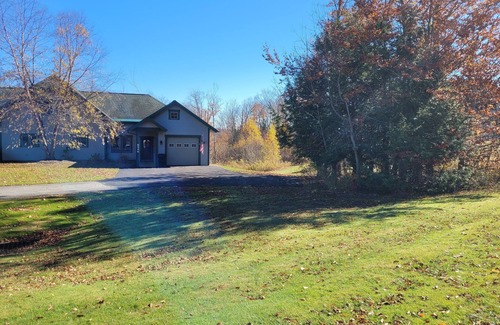 Clymer Condo | Beautiful Peek'n Peak Highlands Condo