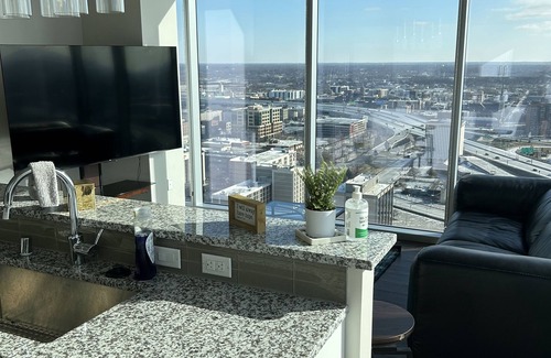 Downtown Louisville Condo | Beautiful penthouse condo in downtown Louisville