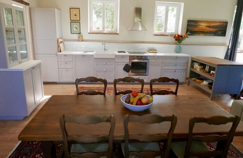 Coux-et-Bigaroque-Mouzens House | Beautiful Private Gite in the Dordogne Valley with Large Private Heated Pool