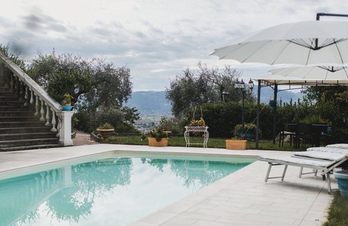 Castelnuovo Magra Villa | Beautiful private villa for 12 guests with A/C, private pool, WIFI, TV, patio and panoramic view