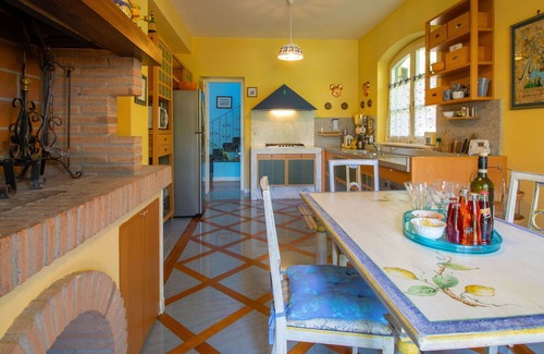 San Lorenzo Nuovo Villa | Beautiful private villa with A/C, hot tub, WIFI, private pool, TV, terrace and pets allowed