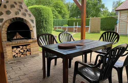 Sudomerice u Bechyne House | Beautiful private villa for 11 guests with WIFI, TV, patio and pets allowed