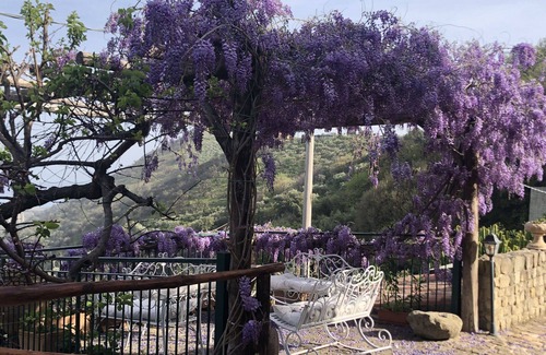 Naso House | Beautiful private villa for 13 people with A/C, private pool, TV and panoramic view
