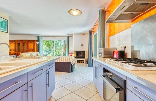 Naujac-Sur-Mer House | Beautiful private villa for 7 guests with WIFI, private pool, TV, terrace and pets allowed