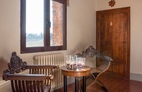 Bucine Villa | Beautiful private villa for 24 people with WIFI, A/C, private pool, TV, patio and panoramic view