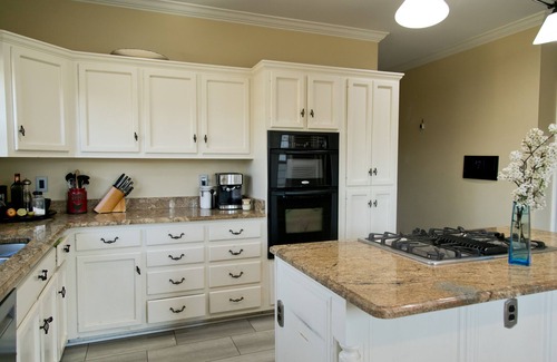 Olive Branch House | Beautiful Private Home on 2+ Acres
