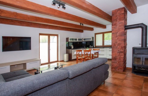 Zabovresky House | Beautiful private villa for 4 guests with WIFI, TV and terrace
