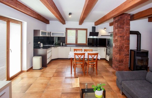 Zabovresky House | Beautiful private villa for 4 guests with WIFI, TV and terrace