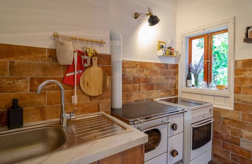 Brod Moravice House | Beautiful private villa for 4 guests with WIFI, hot tub, TV, terrace, pets allowed and parking