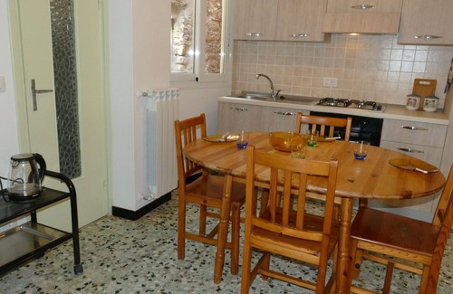 Chiusanico House | Beautiful private villa for 6 people with WIFI, TV, patio and pets allowed