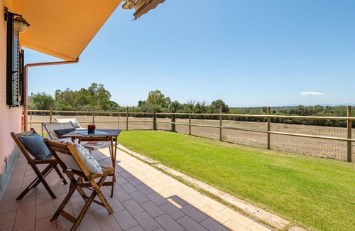 Quartucciu House | Beautiful private villa for 6 guests with A/C, TV, patio and panoramic view
