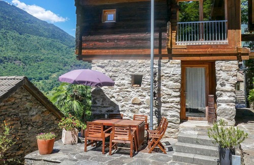 Malvaglia-dagro House | Beautiful private villa for 4 guests with WIFI, TV, patio, pets allowed and parking