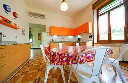 Sarezzano Villa | Beautiful private villa with hot tub, WIFI, A/C, private pool, TV, terrace and pets allowed