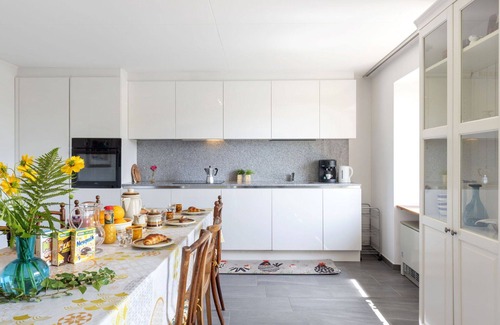 Novaggio House | Beautiful private villa for 6 guests with TV and patio