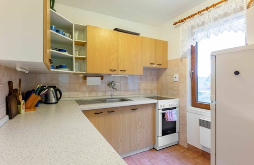 Rabyne House | Beautiful private villa for 4 people with WIFI, TV, patio and pets allowed