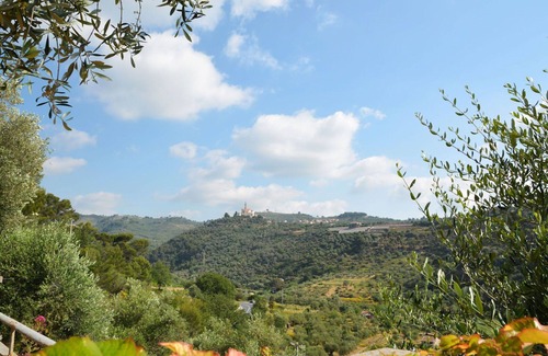 Cipressa House | Beautiful private villa with A/C, WIFI, private pool, TV, terrace, pets allowed and panoramic view