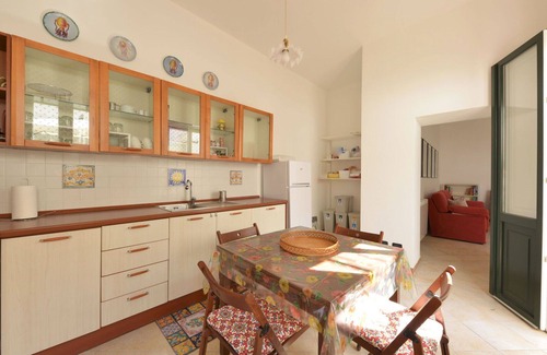 Floridia Villa | Beautiful private villa for 8 guests with A/C, private pool, WIFI, TV, patio and pets allowed