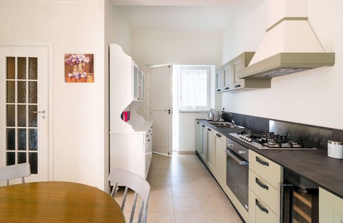 Plemmirio Villa | Beautiful private villa for 10 people with WIFI, A/C, private pool, TV and terrace
