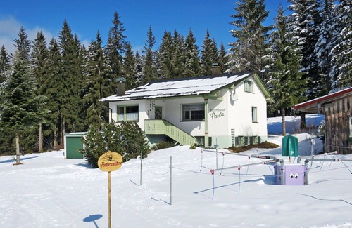 Lohberg House | Beautiful private villa for 8 guests with WIFI, TV, patio and panoramic view