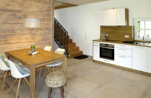 Hofstetten House | Beautiful private villa for 4 guests with WIFI, A/C, TV and patio