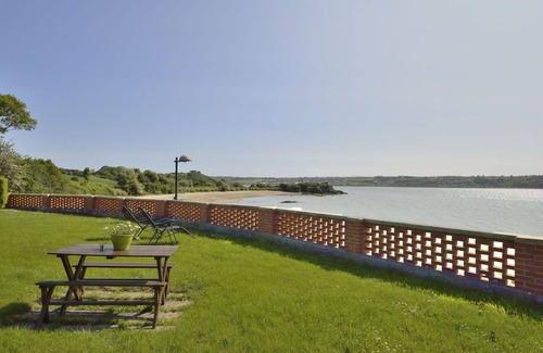 Cotes d'Armor House | Beautiful private villa for 6 guests with WIFI, TV and terrace
