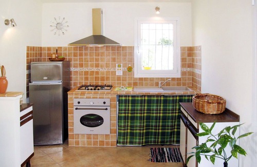 Costa dʼOneglia House | Beautiful private villa for 4 guests with A/C, WIFI, TV, patio and pets allowed