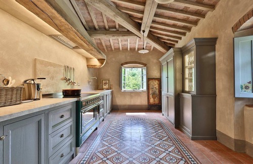 Sambuca Villa | Beautiful private villa for 14 people with WIFI, A/C, private pool and TV, close to Greve In Chi.