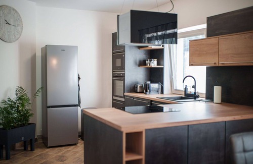Prague 11 House | Beautiful private villa for 8 guests with private pool, WIFI, TV and patio