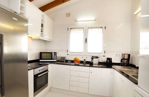 Calpe Villa | Beautiful private villa for 8 guests with A/C, WIFI, private pool, TV and terrace