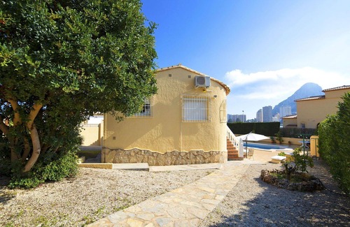 Calpe Villa | Beautiful private villa for 8 guests with A/C, WIFI, private pool, TV and terrace