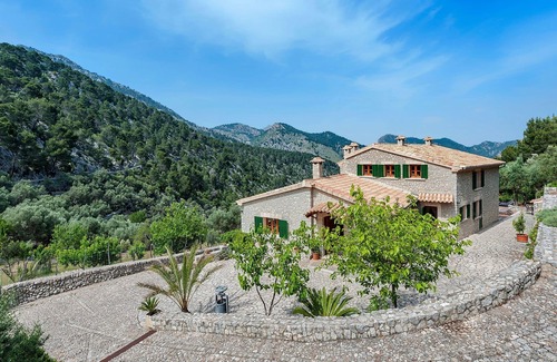 Selva House | Beautiful private villa for 8 guests with WIFI, A/C, private pool, TV and terrace