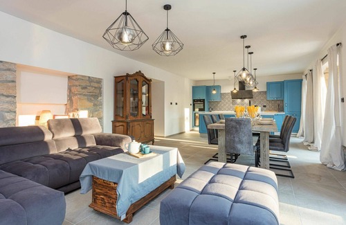 Radini House | Beautiful private villa for 8 people with WIFI, A/C, private pool, TV, terrace and pets allowed