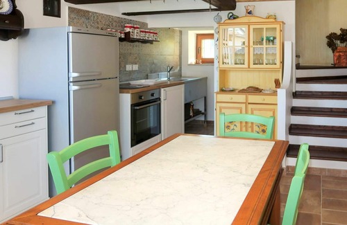 Piea House | Beautiful private villa for 4 people with WIFI, A/C, TV, patio and pets allowed