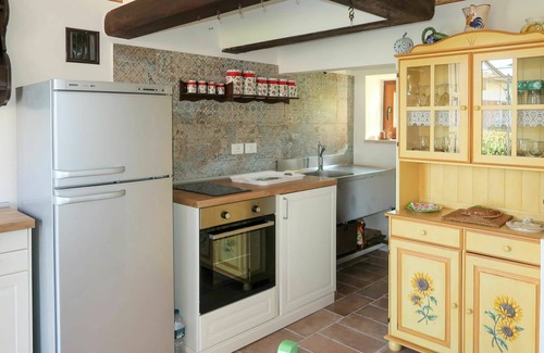 Piea House | Beautiful private villa for 4 people with WIFI, A/C, TV, patio and pets allowed