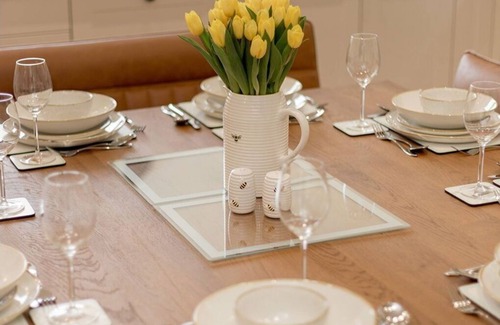 Maybole House | Beautiful private villa for 8 guests with WIFI, TV, terrace, pets allowed and panoramic view