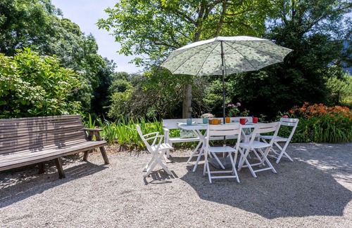 Coutances House | Beautiful private villa for 6 guests with WIFI, TV and terrace