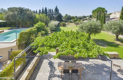 Uchaux House | Beautiful private villa for 8 people with A/C, private pool, WIFI, TV and terrace