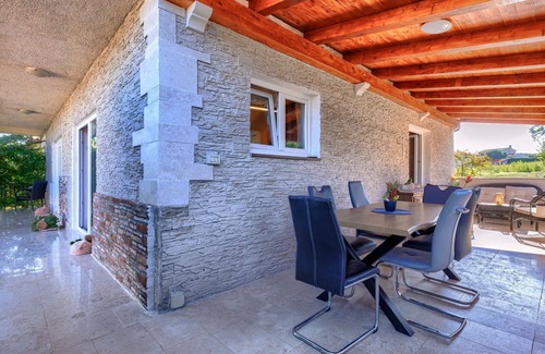 Karojba House | Beautiful private villa for 8 guests with WIFI, A/C, private pool, TV, terrace and pets allowed