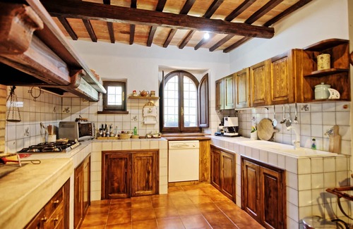 Cetona Villa | Beautiful private villa for 7 people with A/C, private pool, TV and panoramic view