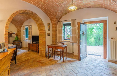 Penne House | Beautiful private villa for 10 guests with WIFI, private pool, A/C, TV, patio and pets allowed