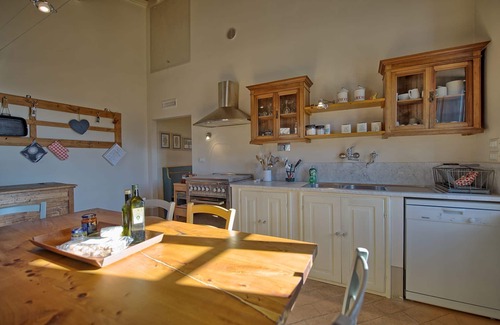 Le Piazze Villa | Beautiful private villa for 6 guests with WIFI, A/C, pool and panoramic view