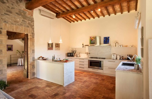 Porano Villa | Beautiful private villa for 10 guests with private pool, A/C, WIFI, TV and patio