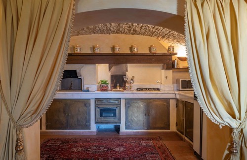 Dicomano Villa | Beautiful private villa with WIFI, private pool, A/C, hot tub, TV, patio and panoramic view