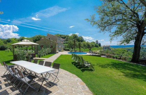 Krasica Villa | Beautiful private villa with WIFI, A/C, private pool, TV, patio, pets allowed and panoramic view