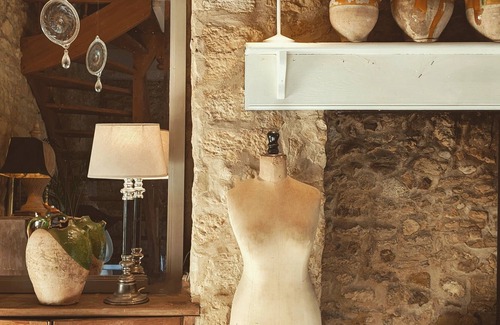 Limeuil House | Beautiful property, stunning location, 50 metres from the beach of Limeuil.