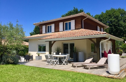 Messanges Villa | Beautiful quiet villa 160m2. 6P. 1.8 km beach on foot or by bike!